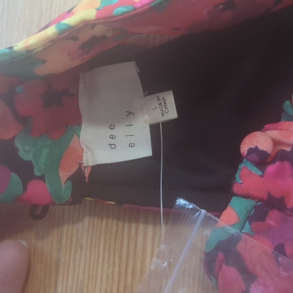 Floral halter midi dress - Picture 5 of 5